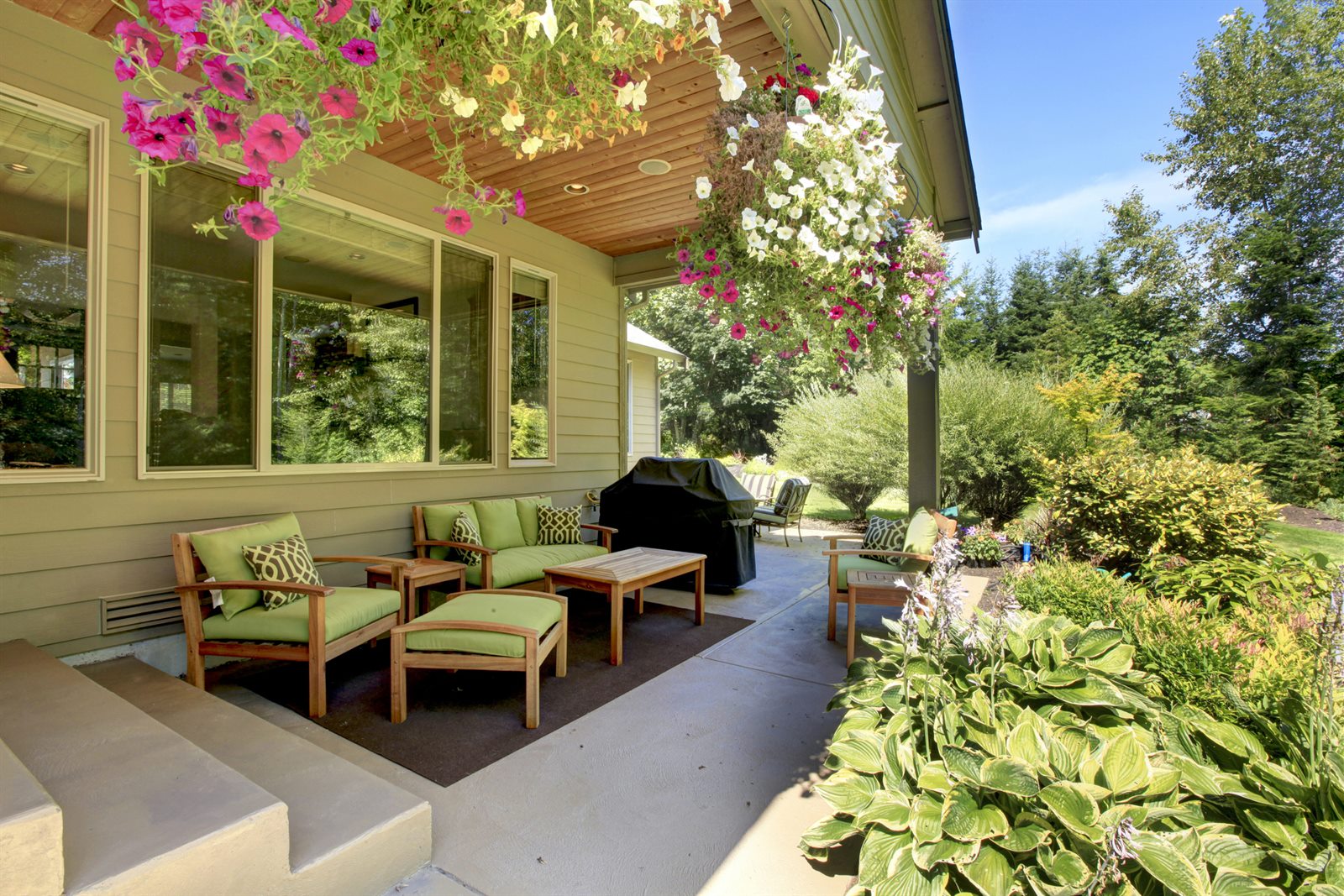 Affordable landscaping packages in Elk Grove, CA